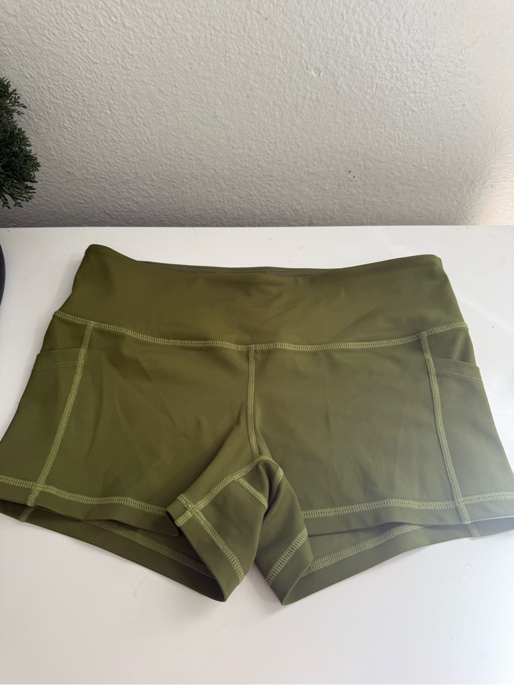 Feed Me Fight Me shorts women size M Olive Athletic High-Waist Pocketed Shorts - Picture 2 of 7